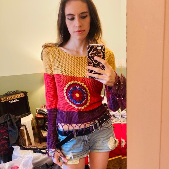 Crochet Hippie Crop Top - Picture 7 of 8